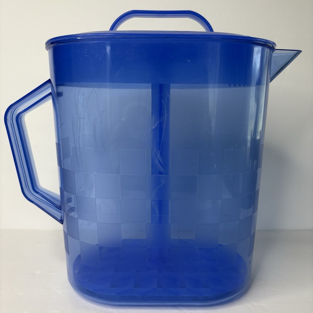 HTF Pampered Chef Blue Quick Stir Pitcher 1 Gallon Clear Checkerboard Design EUC - Picture 3 of 11